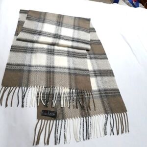 V. Fraas Cashmink plaid scarf